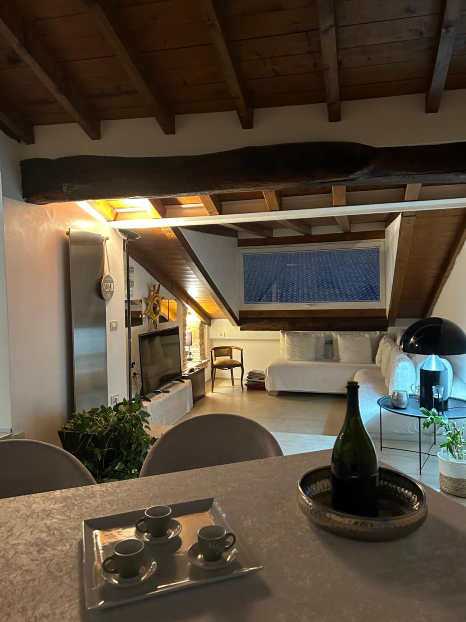 La Casa Di Angelina Apartment Salo Exterior photo
